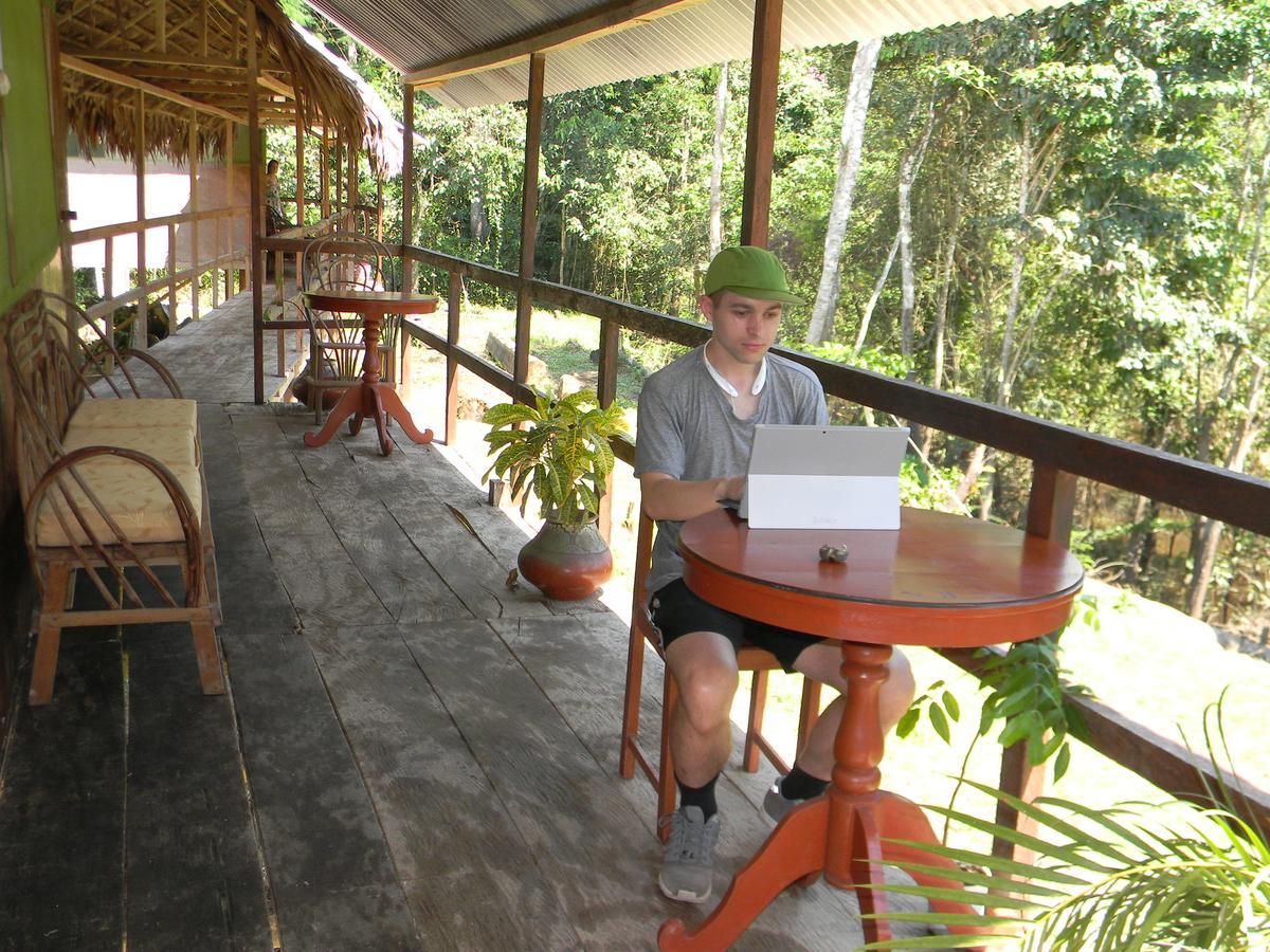 Jacamar Lodge Expeditions Iquitos Exterior photo